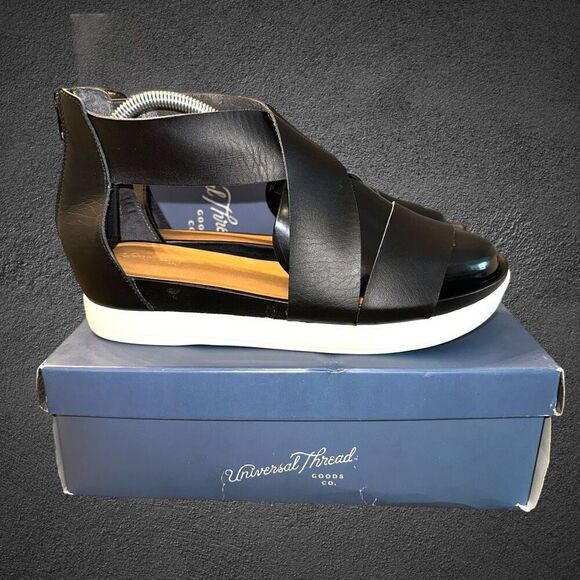 Universal Thread Women’s Size 9.5 Hummingbird Ankle Strap Sandals Black - Picture 1 of 9